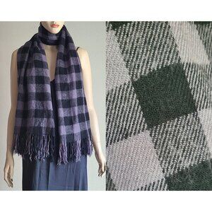 black & gray cozy scarf